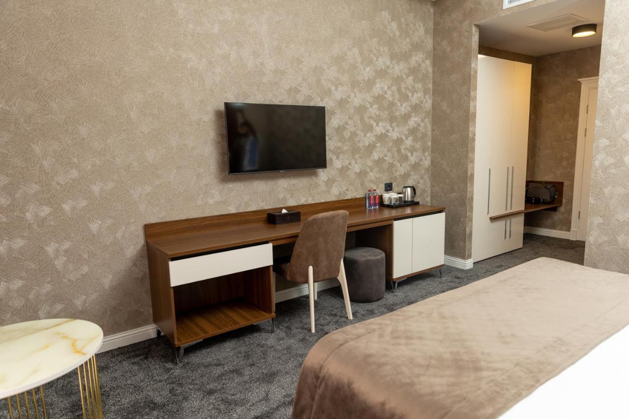 Leon Hotel Spa Ganja Ngoại thất bức ảnh